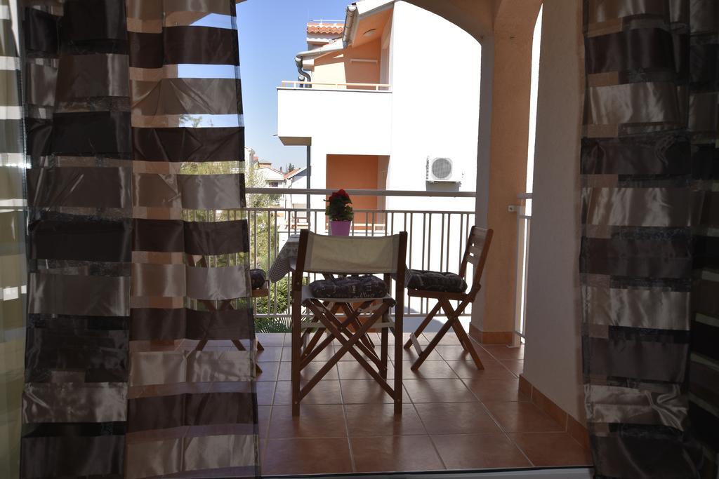 Apartman Sena Vodice Bagian luar foto