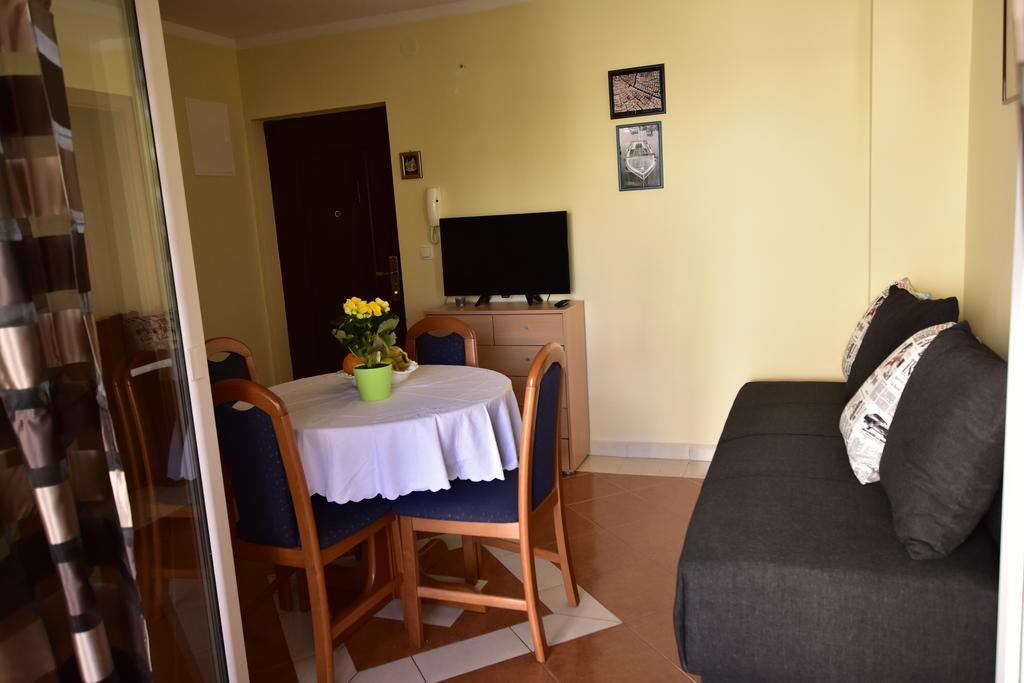 Apartman Sena Vodice Bagian luar foto