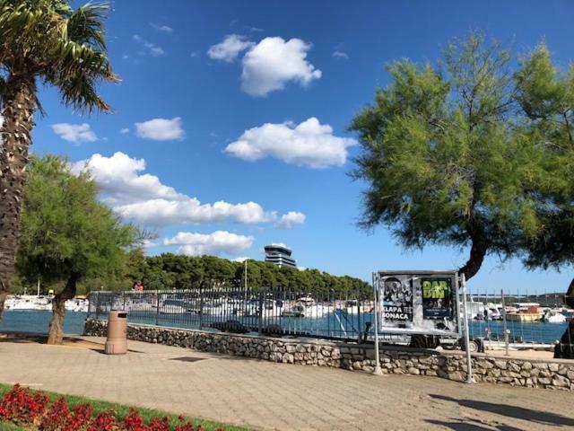 Apartman Sena Vodice Bagian luar foto